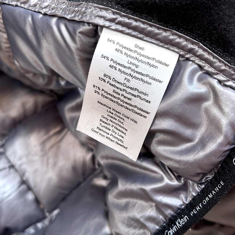 Calvin Klein Performance Vest - Picture 6 of 6
